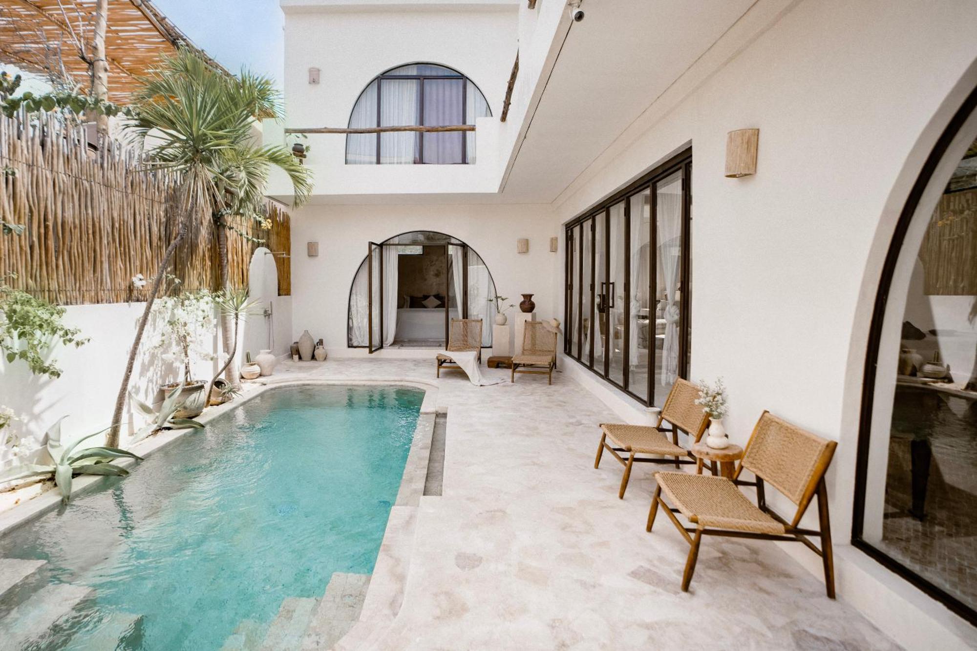 Bella - Stylish 3-bedroom Oasis With Mediterranean Charm Apartment