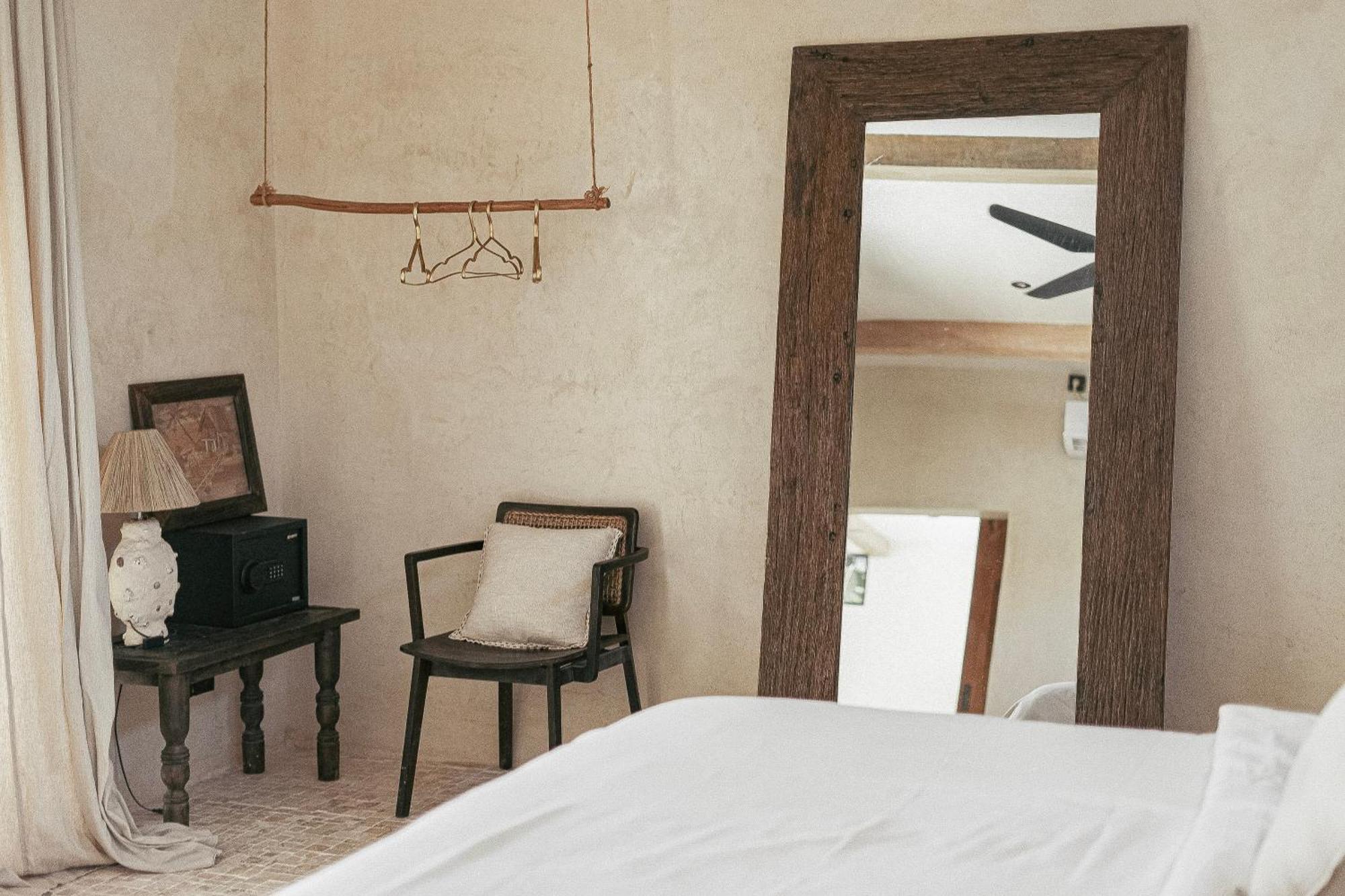 Bella - Stylish 3-bedroom Oasis With Mediterranean Charm